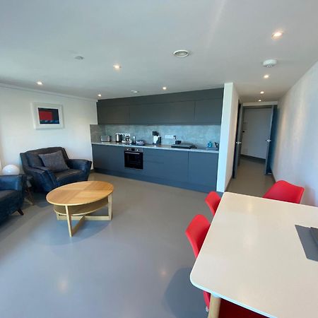 2 The View Apartments Ilfracombe - Seafront, Parking, Lift, Ev 외부 사진