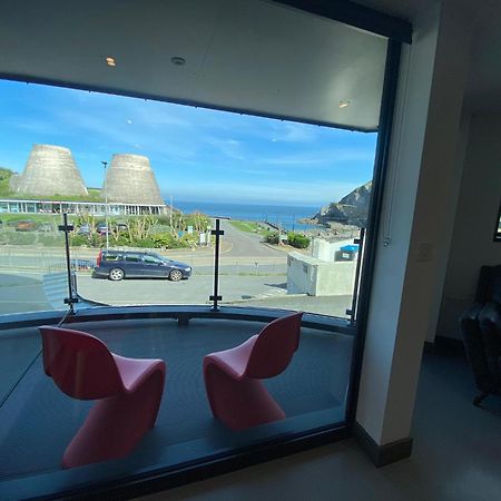 2 The View Apartments Ilfracombe - Seafront, Parking, Lift, Ev 외부 사진