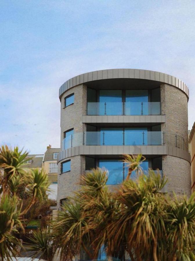 2 The View Apartments Ilfracombe - Seafront, Parking, Lift, Ev 외부 사진