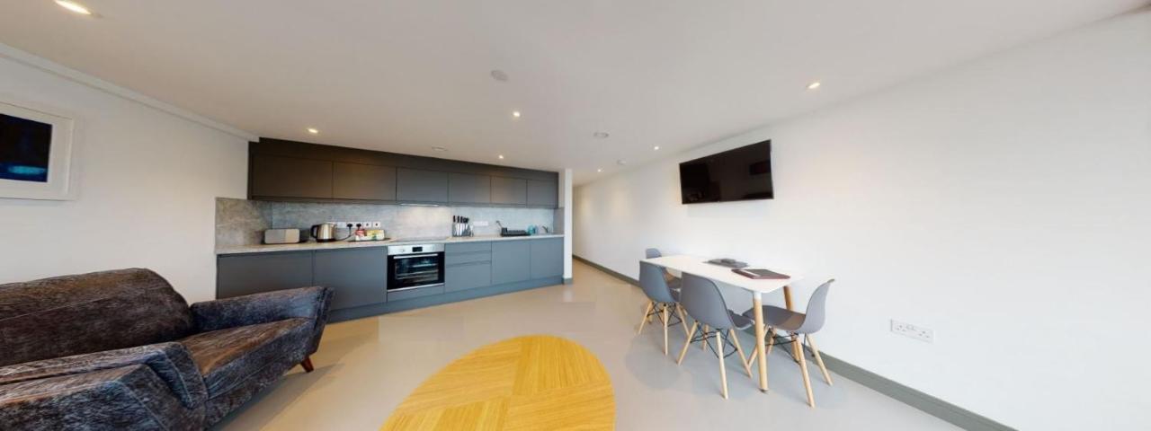 2 The View Apartments Ilfracombe - Seafront, Parking, Lift, Ev 외부 사진