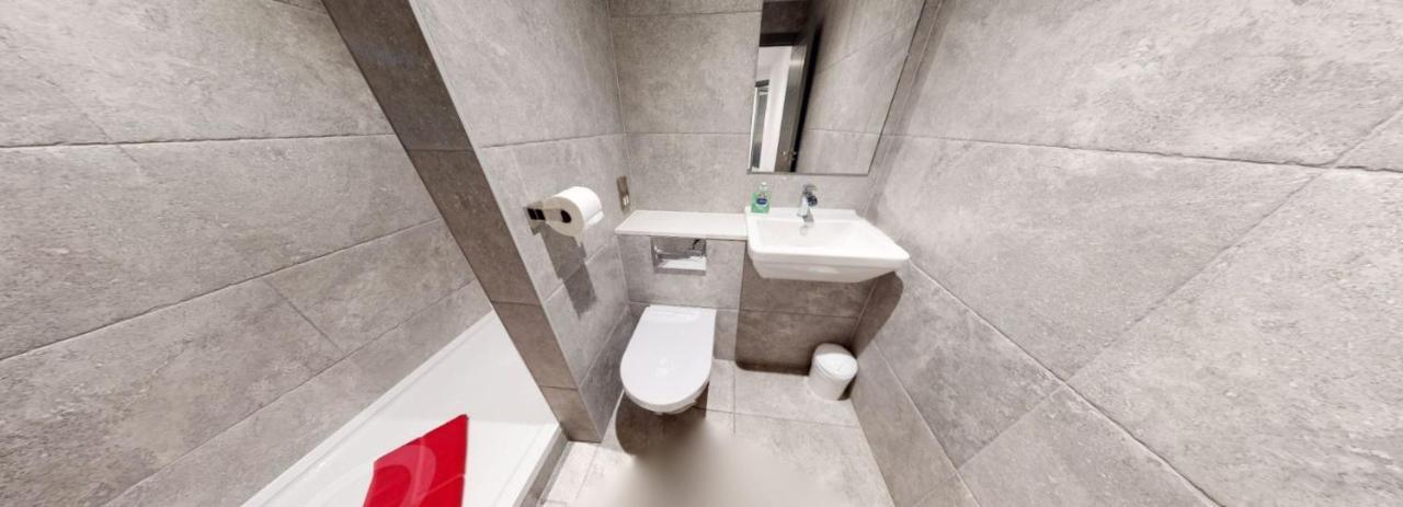 2 The View Apartments Ilfracombe - Seafront, Parking, Lift, Ev 외부 사진