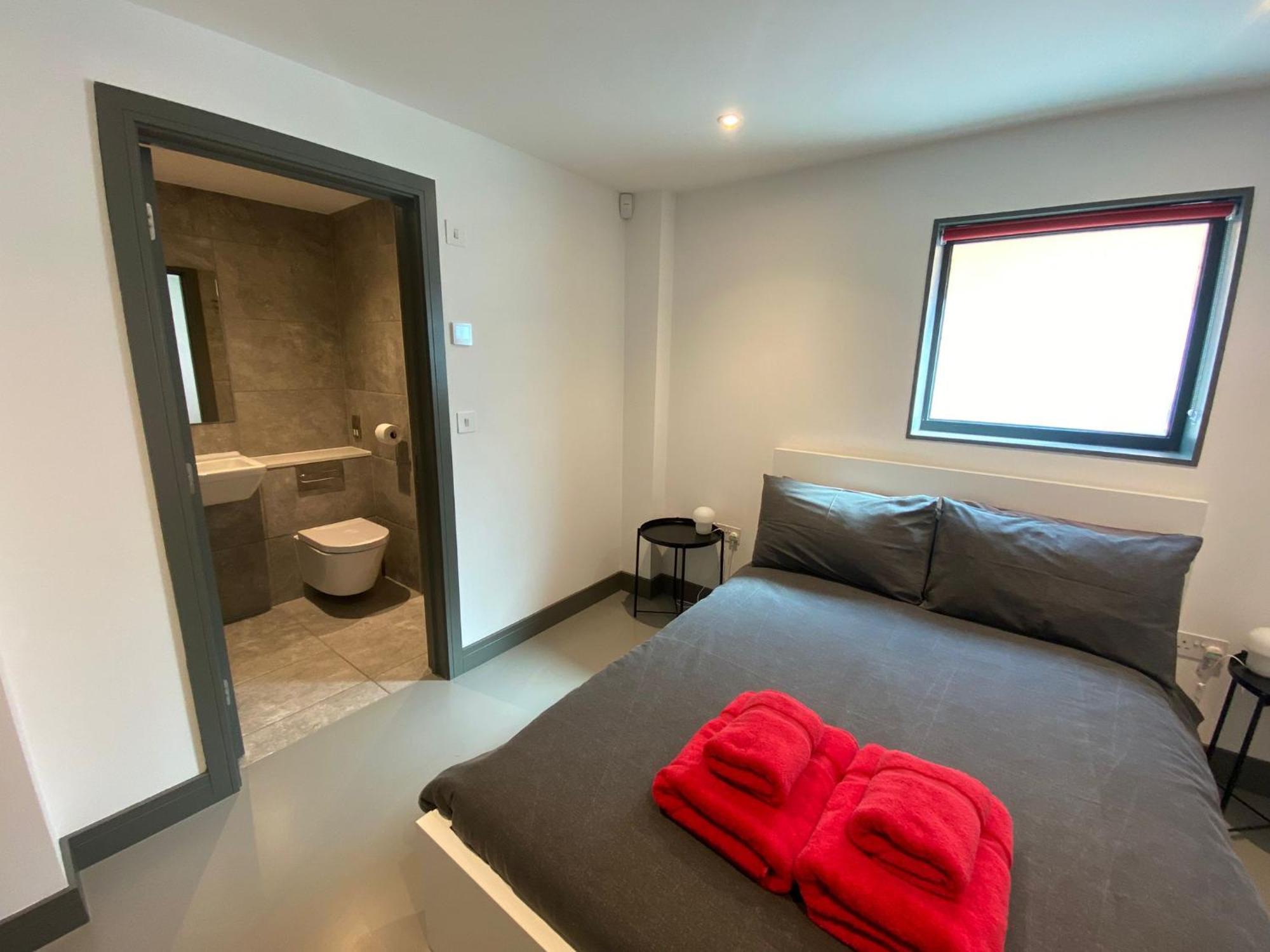 2 The View Apartments Ilfracombe - Seafront, Parking, Lift, Ev 외부 사진
