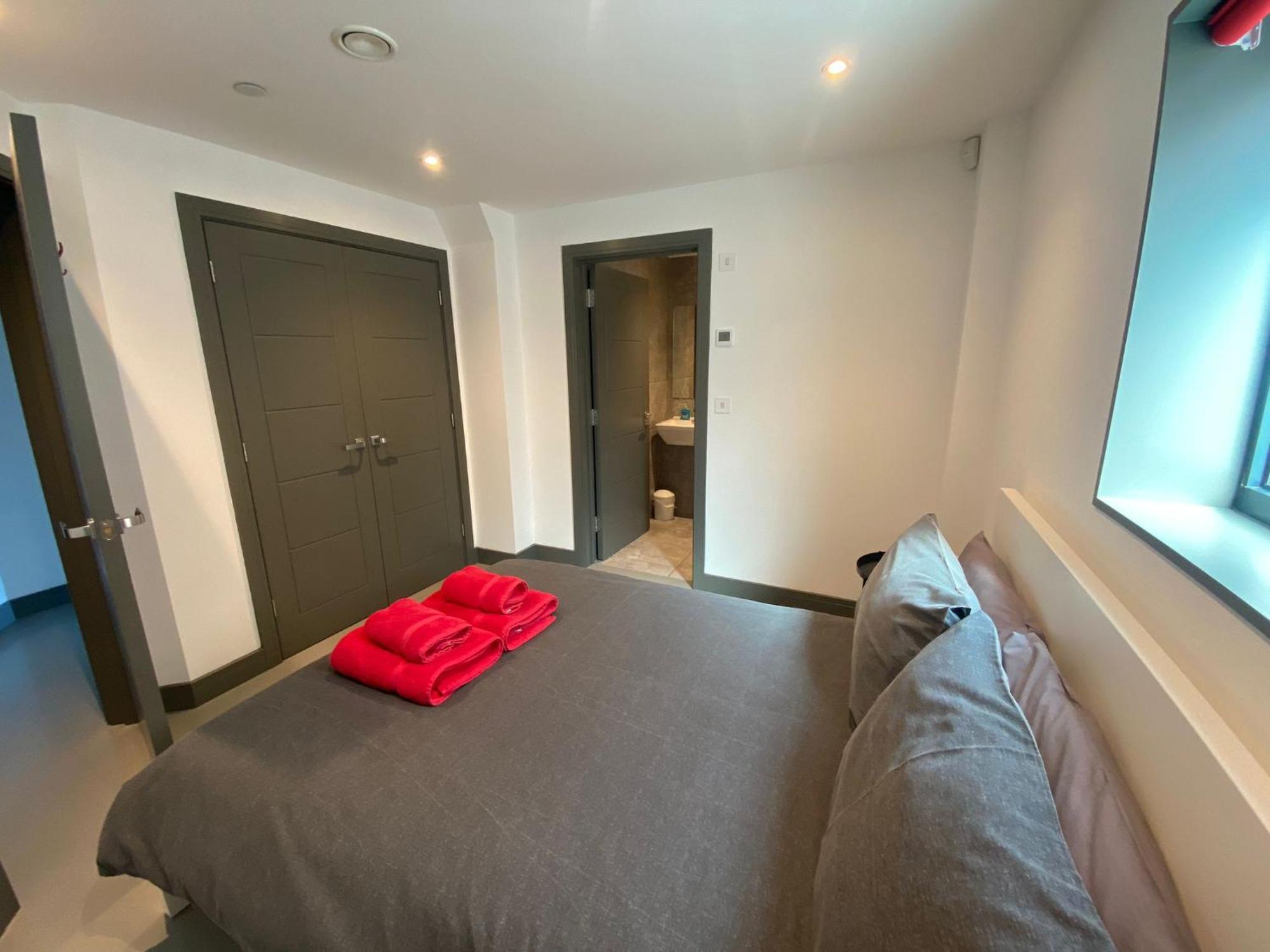 2 The View Apartments Ilfracombe - Seafront, Parking, Lift, Ev 외부 사진